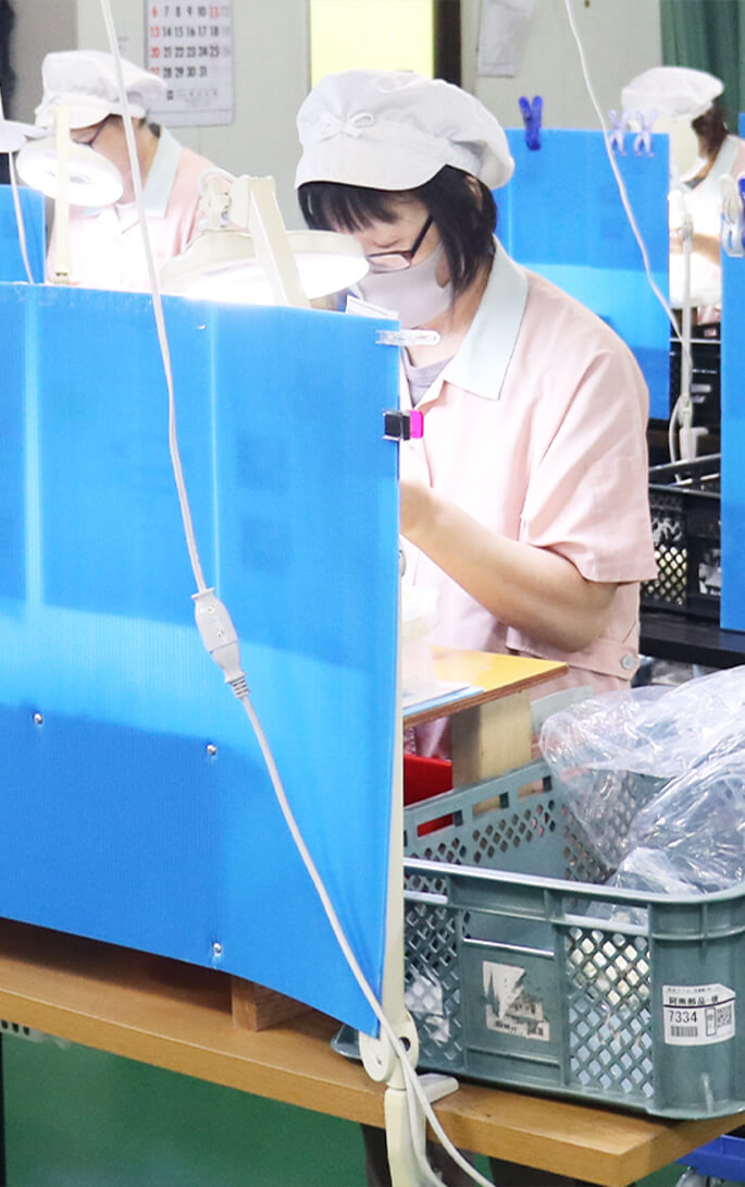 プラスチック製品の検査画像